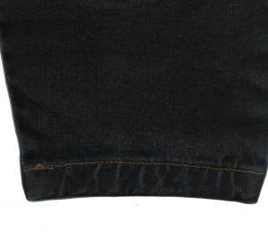 https://www.tailored-jeans.com/media/catalog/product/cache/e86e618e6b40f427a8ad18edc0983822/j/e/jetblack-2x1.jpg